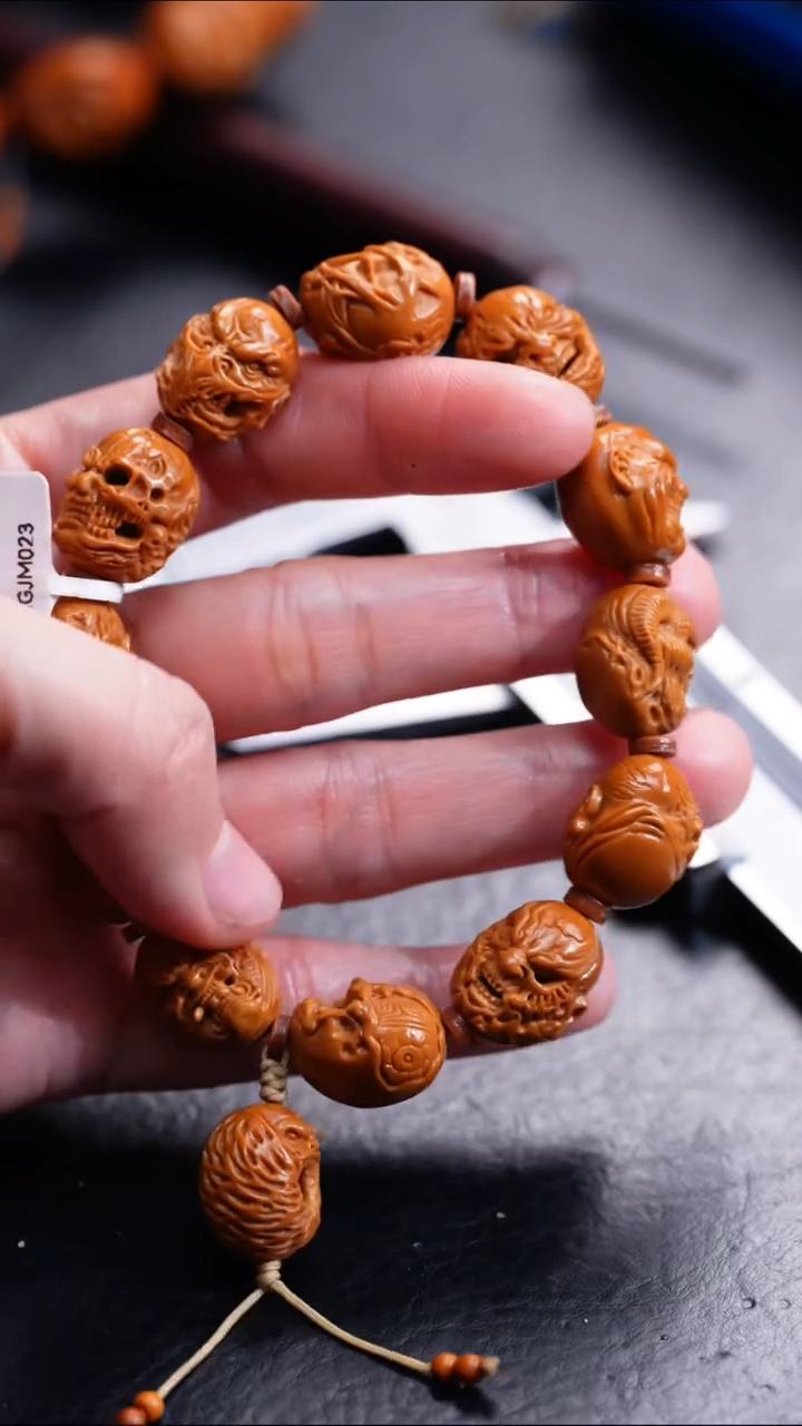 【闪购商品】橄榄核吊坠橄榄核