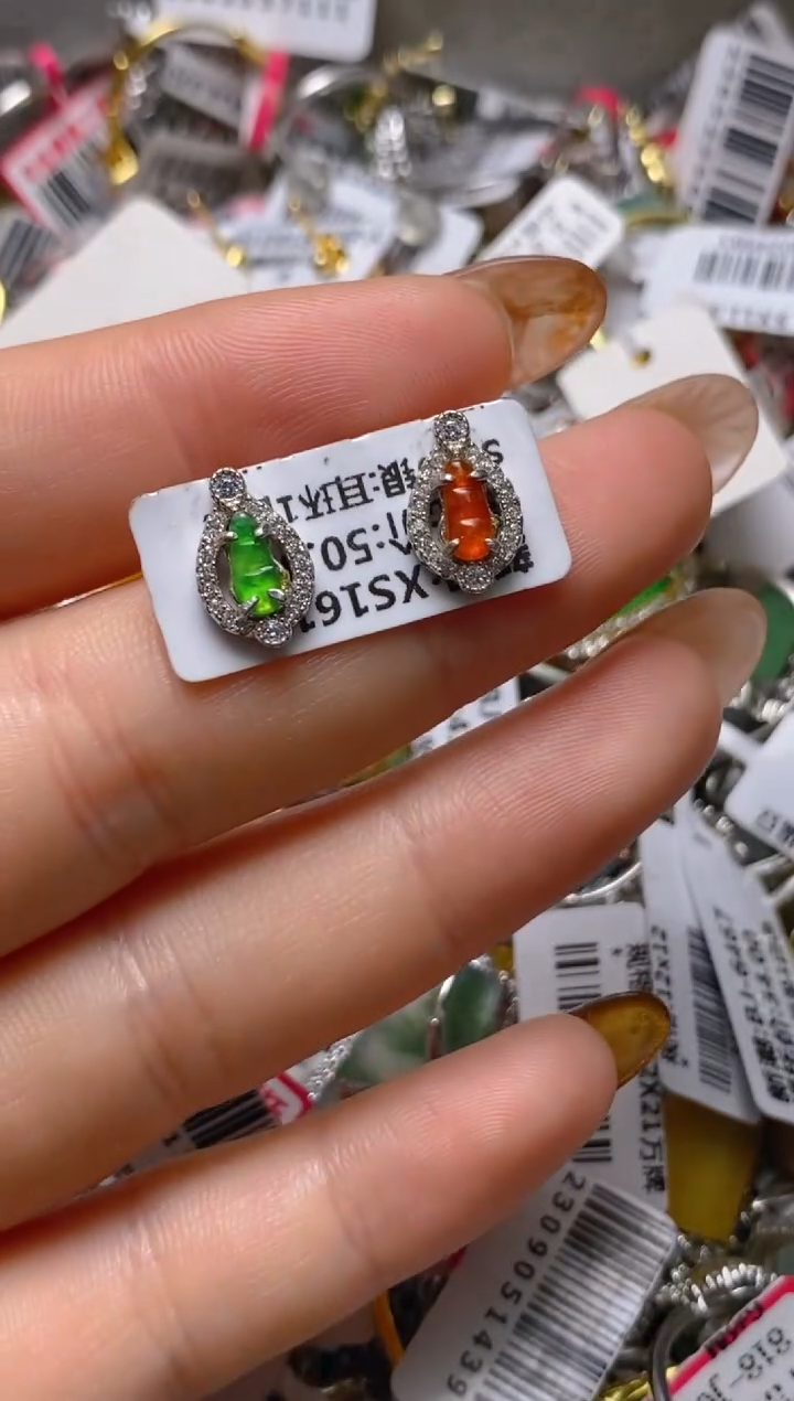 银S925镶嵌戒指翡翠百内无证书