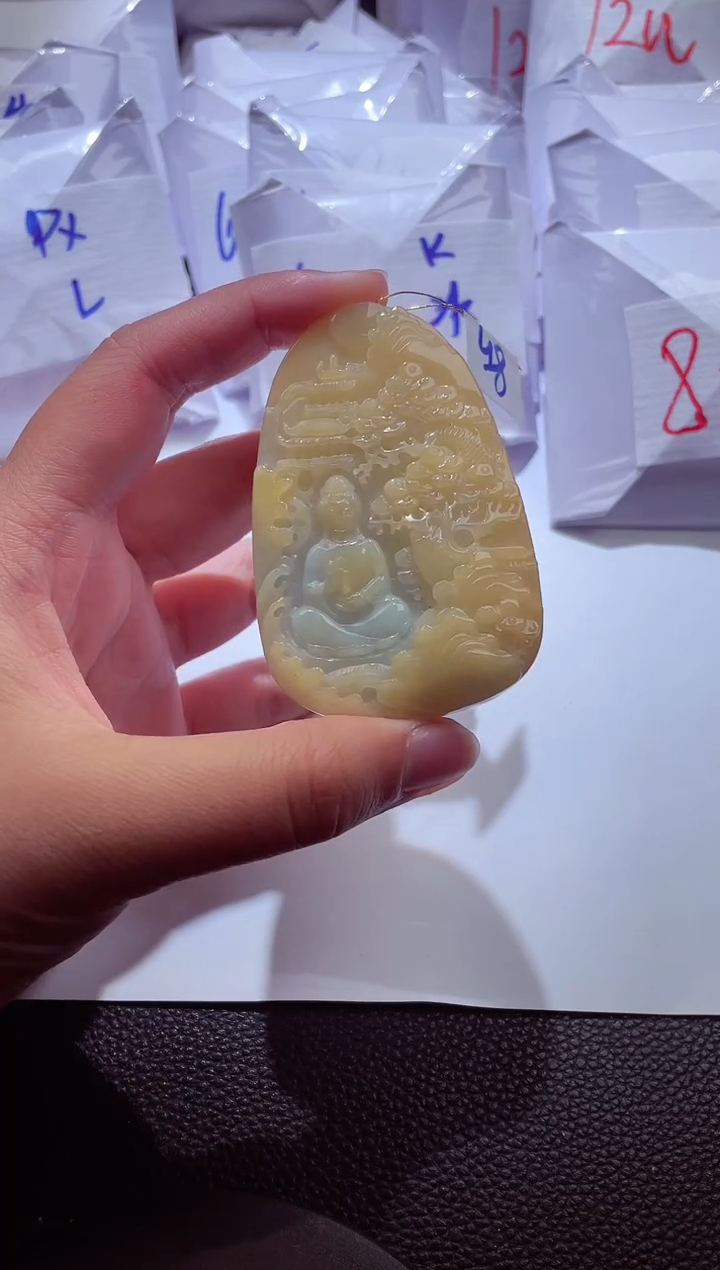 颈饰未镶嵌翡翠000088399