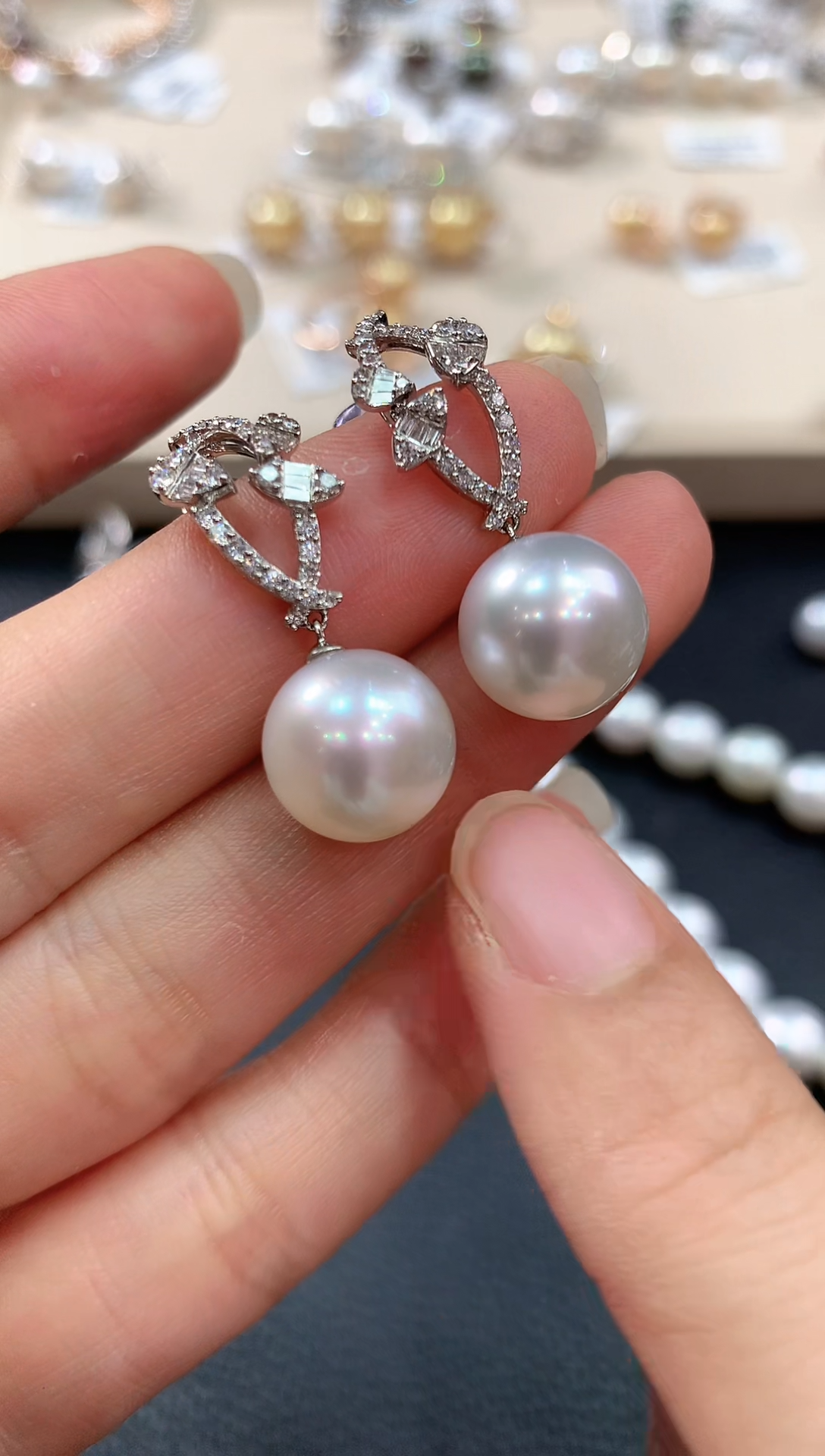 【闪购商品】18K金镶嵌海水珍珠耳饰m201