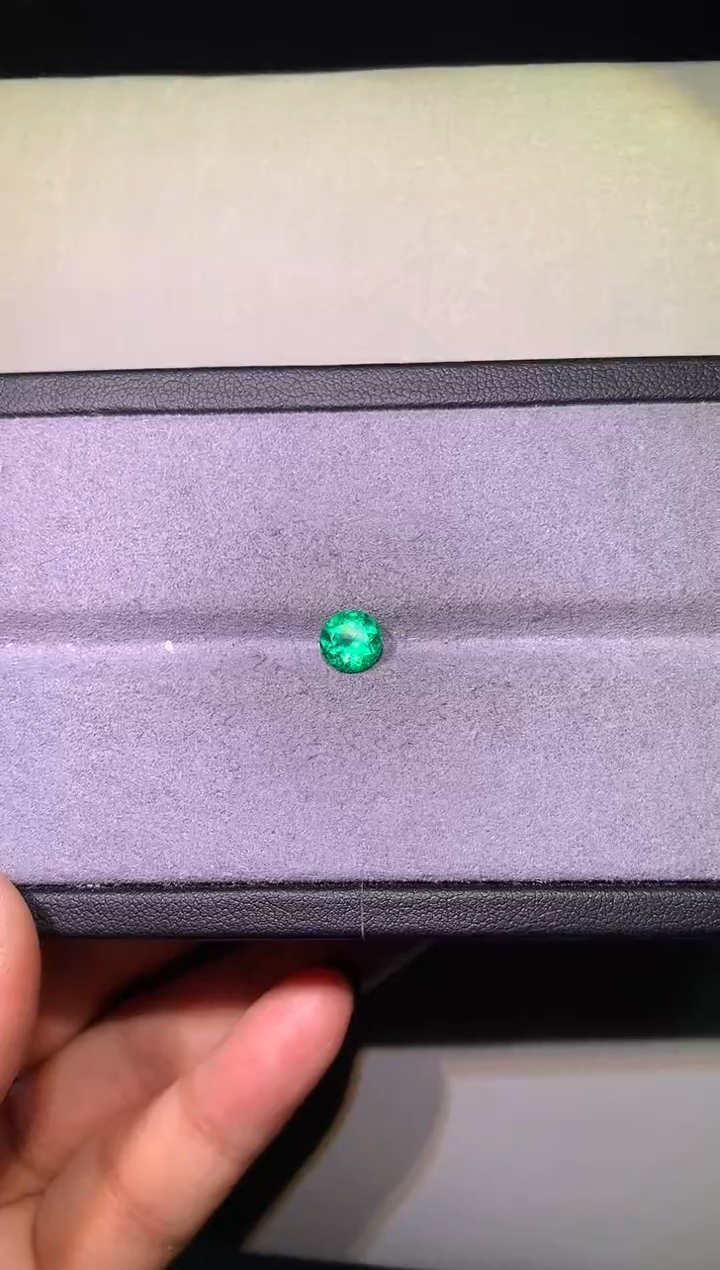 【闪购商品】祖母绿裸石未镶嵌1.01ctIN极微油VB哥伦吉A119