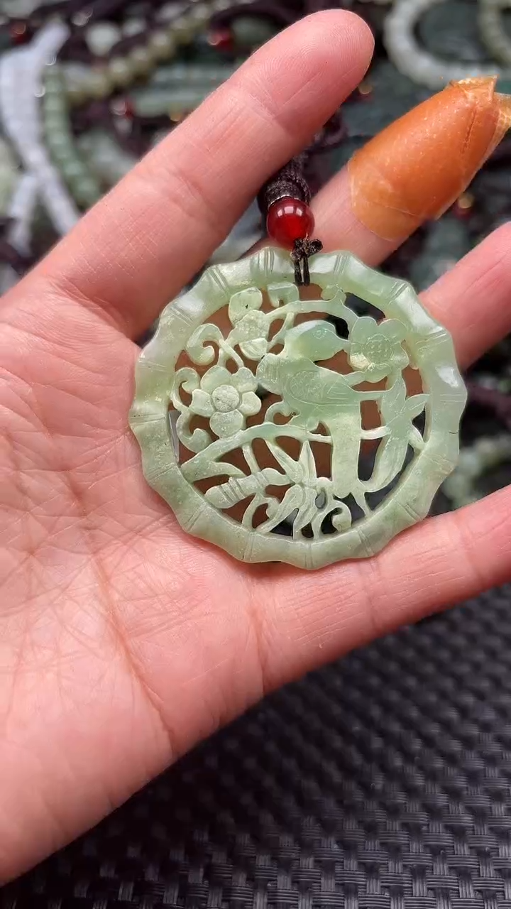 【闪购商品】和田玉颈饰未镶嵌1