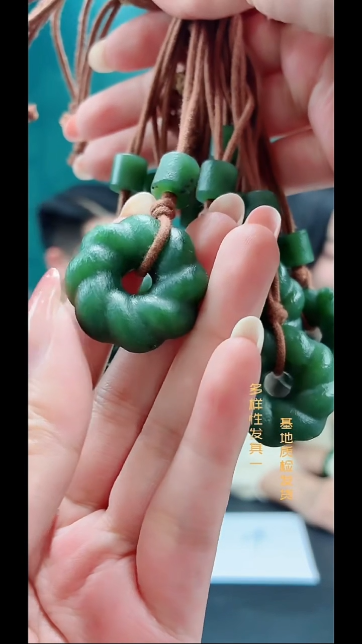 颈饰未镶嵌和田玉纯天然多样性发一