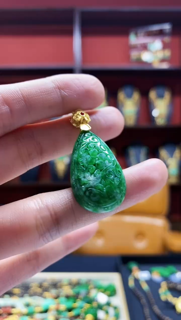 颈饰未镶嵌翡翠翡翠吊坠