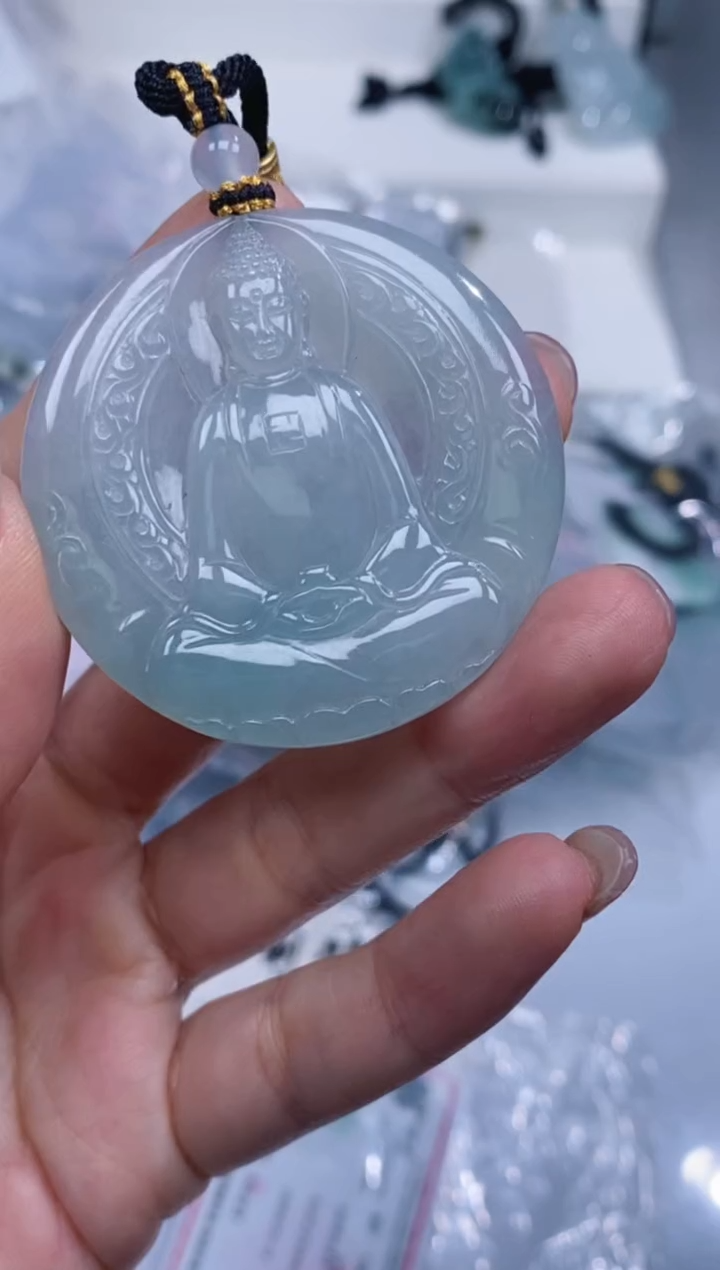 颈饰未镶嵌翡翠吊坠