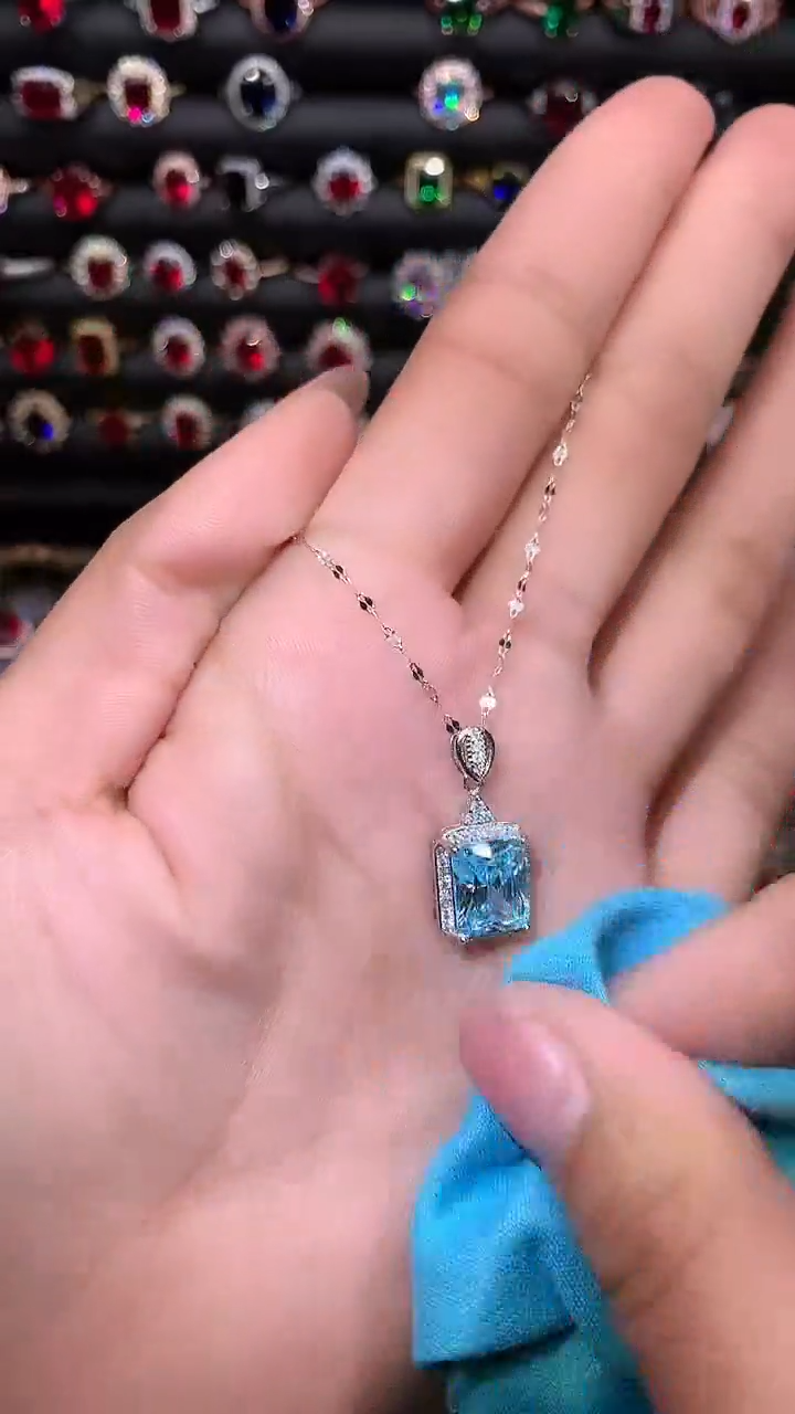 【闪购商品】海蓝宝石吊坠(赠链)银S925镶嵌1