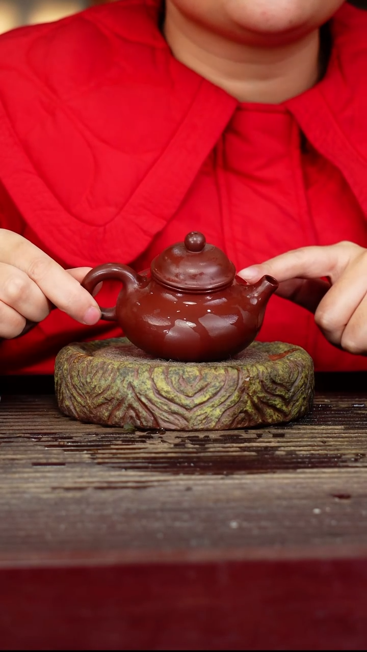 宜兴原矿紫砂壶茶壶宜兴原矿紫砂壶茶壶140C
