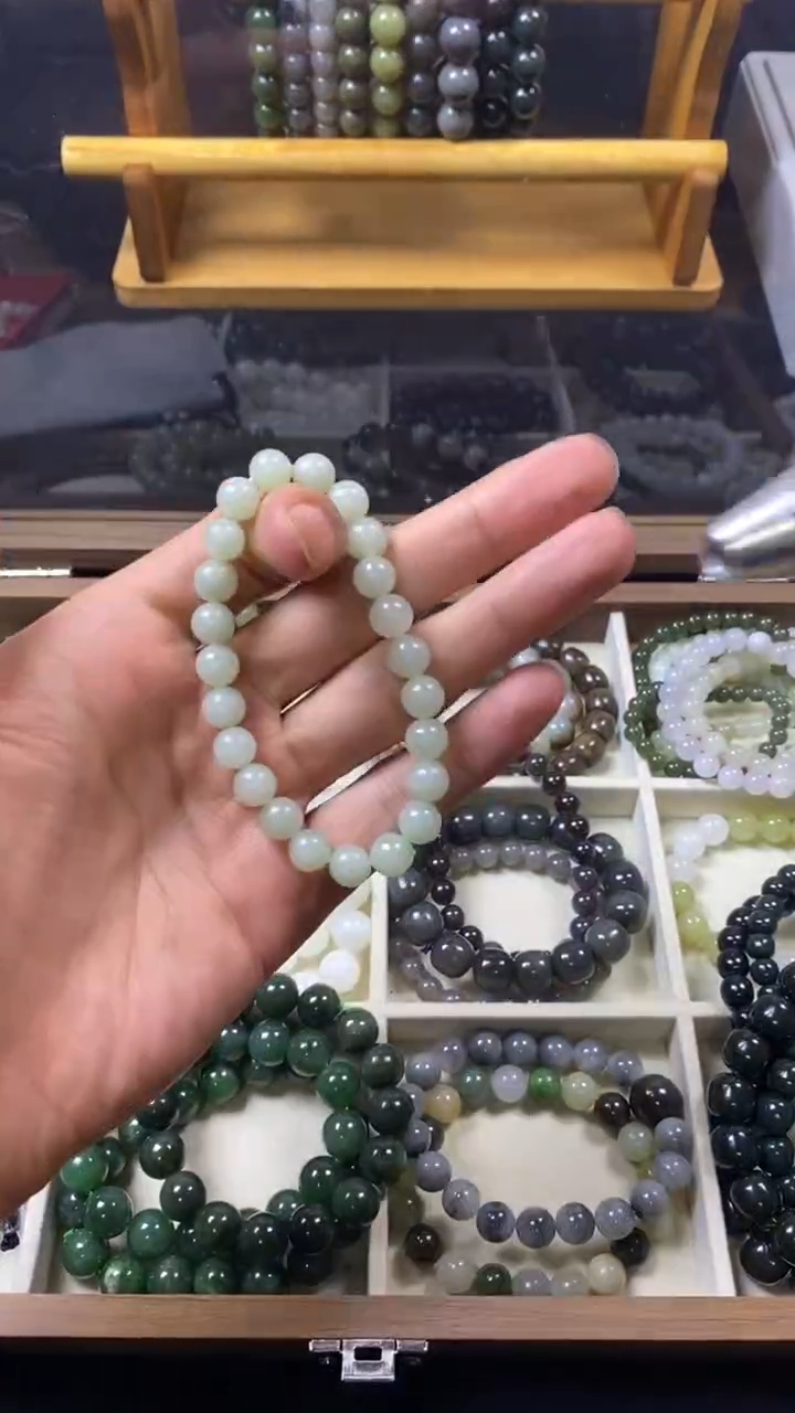 未镶嵌手链和田玉漂****发主播推荐！！