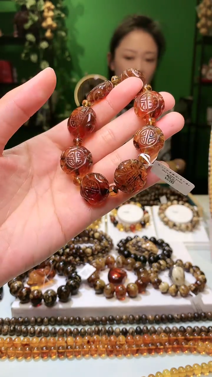 【闪购商品】琥珀裸石未镶嵌抚顺琥珀