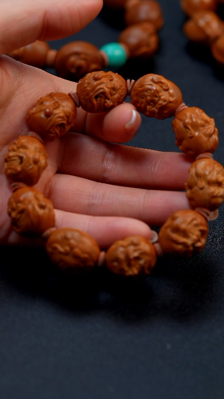 【闪购商品】橄榄核手串双面恶僧