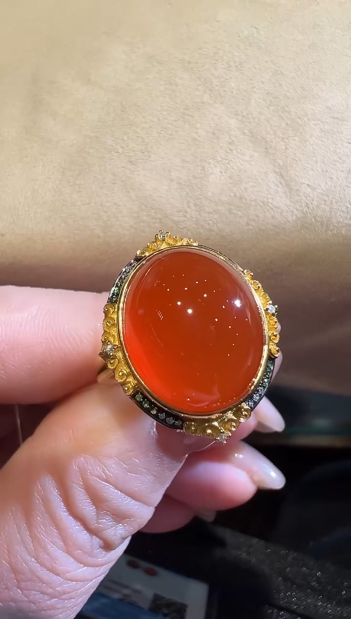 18K金镶嵌南红玛瑙戒指南红戒指