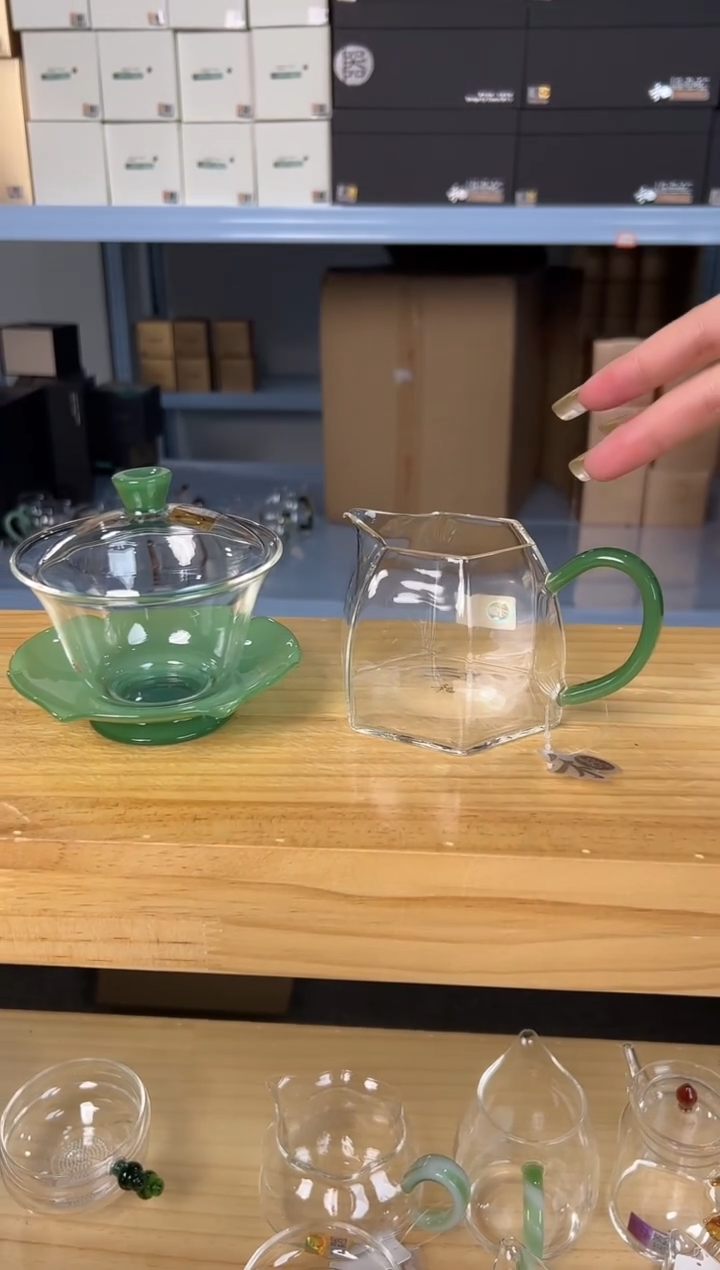 荷叶盖碗+棱然茶海 翡翠玉