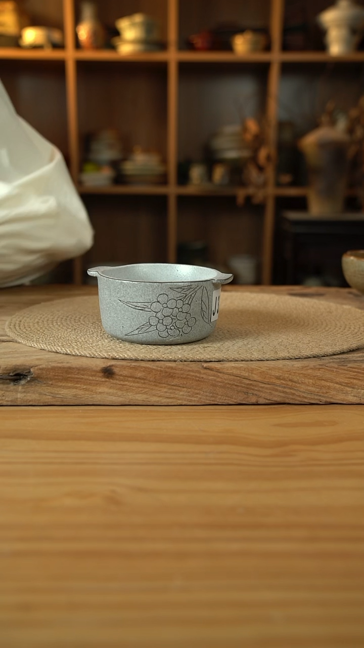 324雕刻系列的双耳早餐碗1个（花)