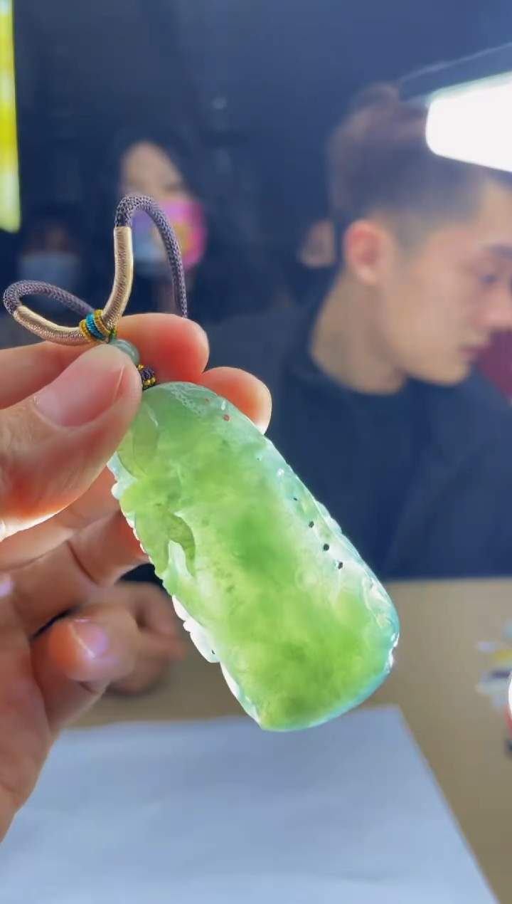 【闪购商品】定制翡翠未镶嵌         2128