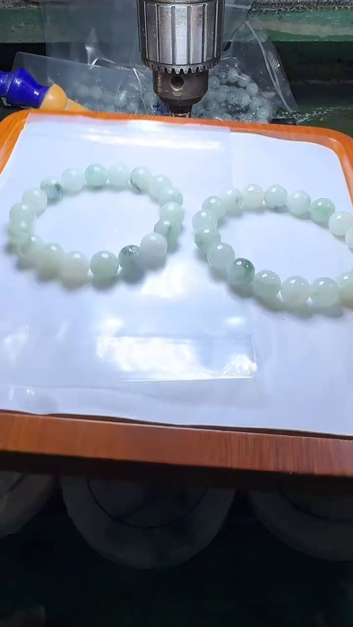 未镶嵌手链翡翠幸**生多样性发一条