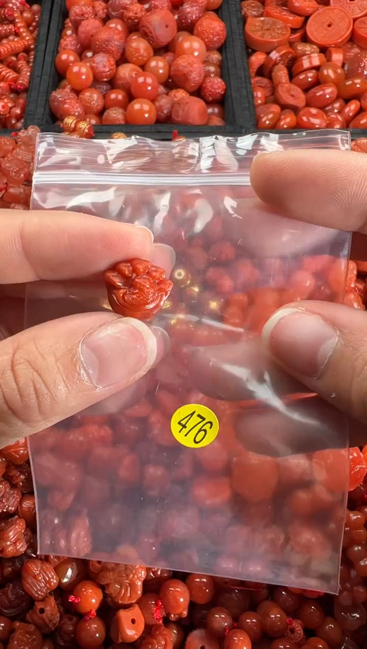 【闪购商品】南红玛瑙颈饰未镶嵌1