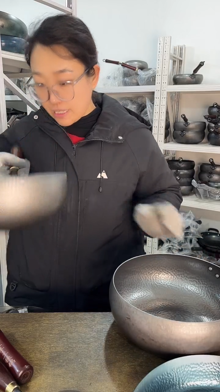 熟铁冰**忙24的小奶锅