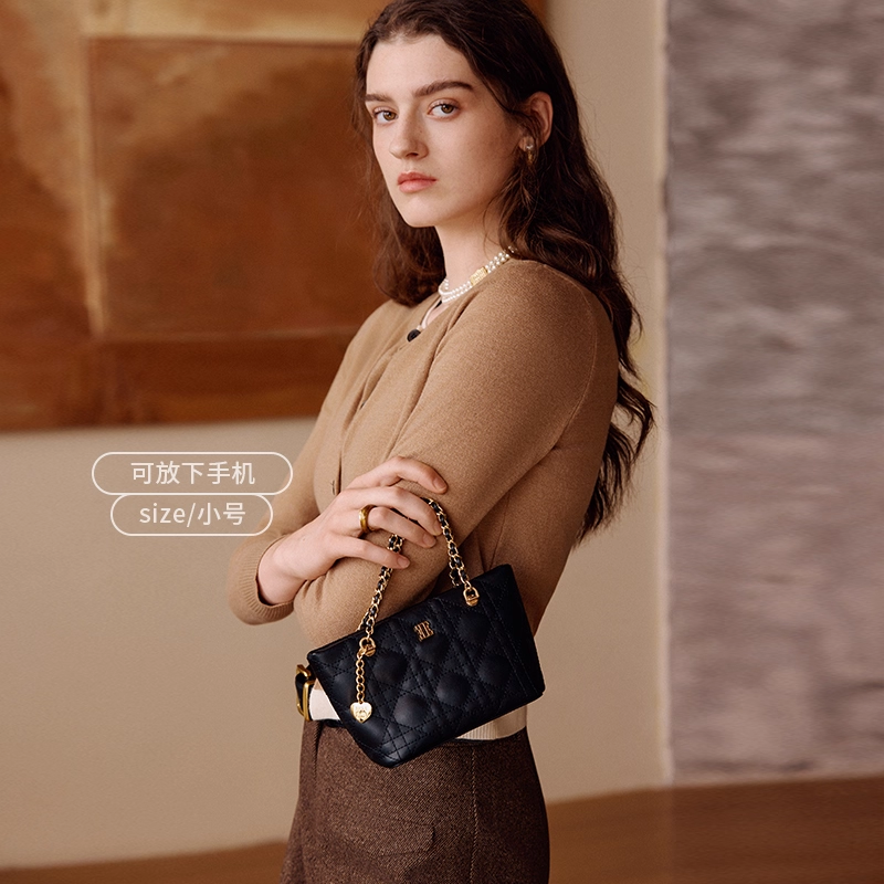 ELLE25年早秋新款琥珀流光限定百搭链条真皮斜挎包24837