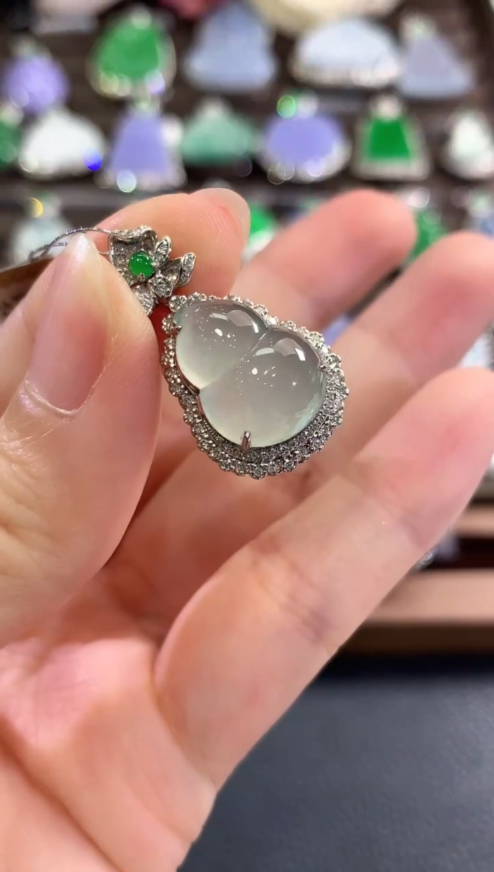 吊坠(不含链)18K金镶嵌翡翠d7    