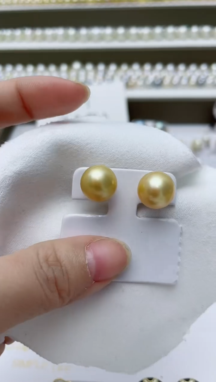 【闪购商品】海水珍珠耳饰18K金镶嵌A52
