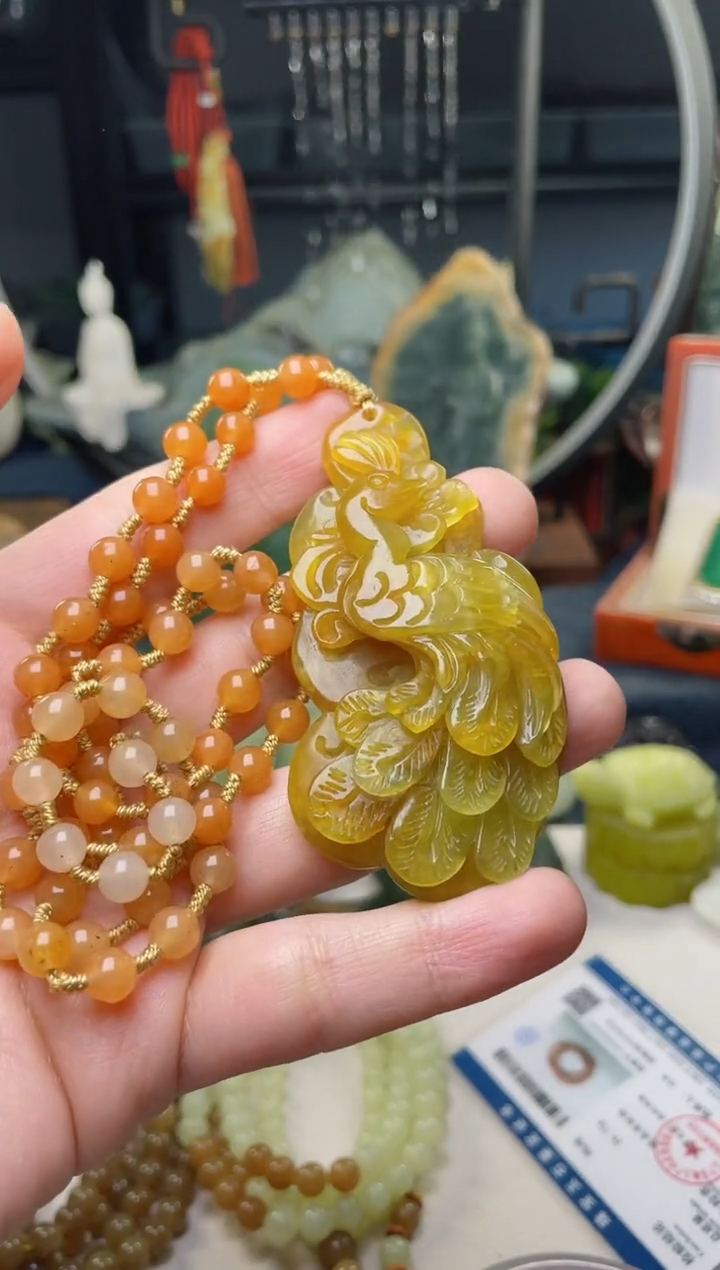 【闪购商品】岫玉颈饰未镶嵌孔雀