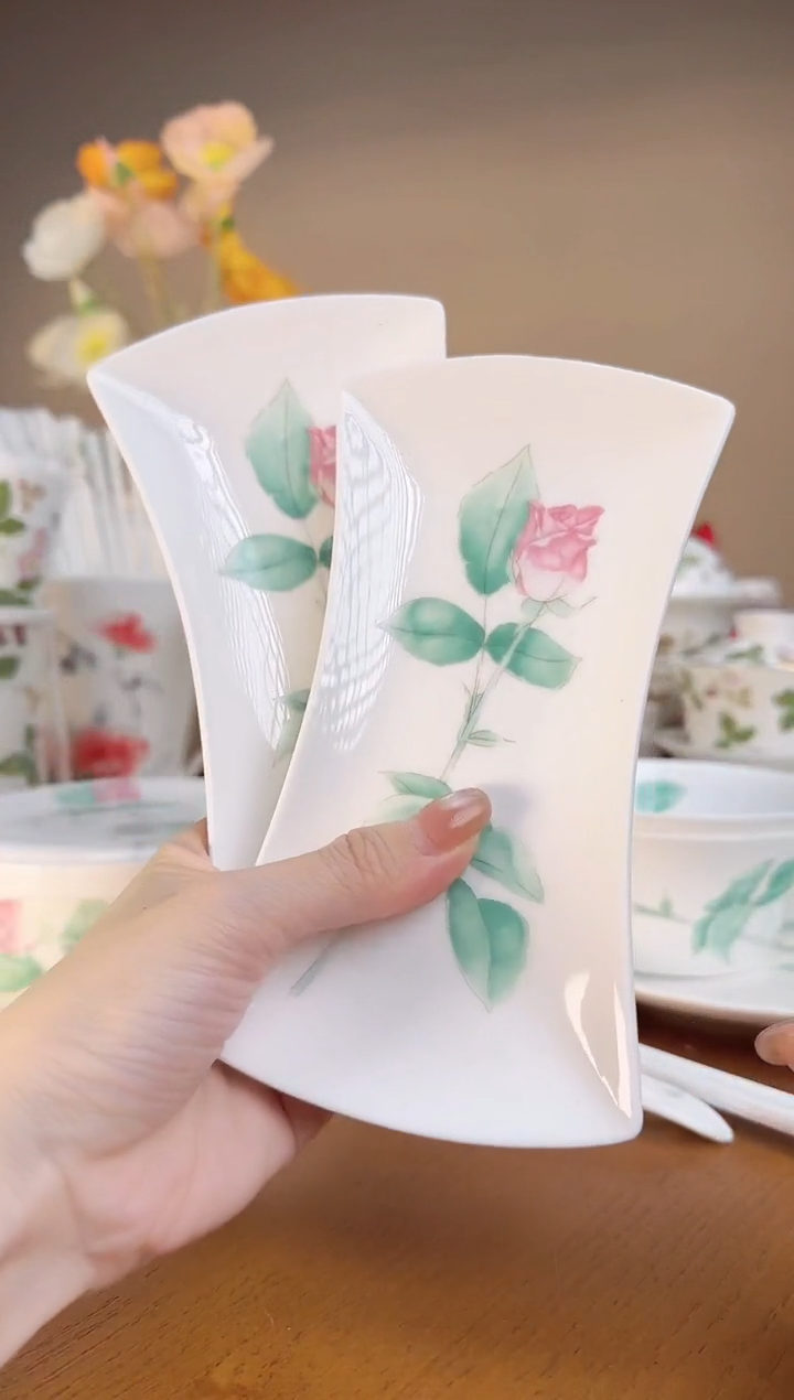 【闪购商品】玫瑰蝴蝶结点心盘2个