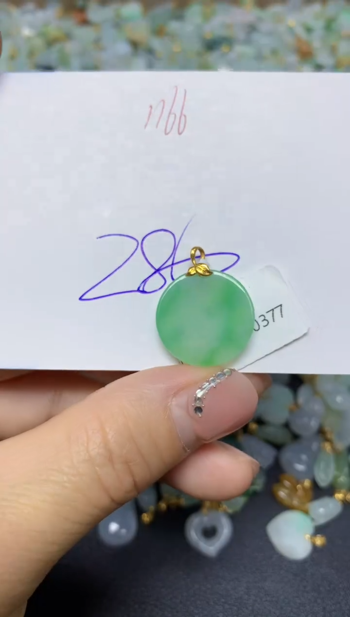 【闪购商品】翡翠挂件18K金镶嵌 天然翡翠A货