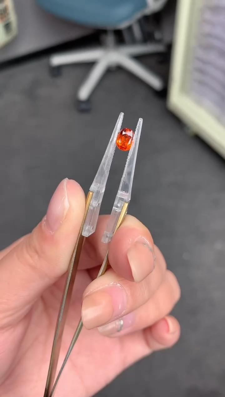 【闪购商品】石榴石裸石未镶嵌1ct芬达