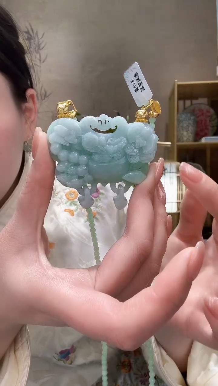 【闪购商品】翡翠颈饰未镶嵌吊坠