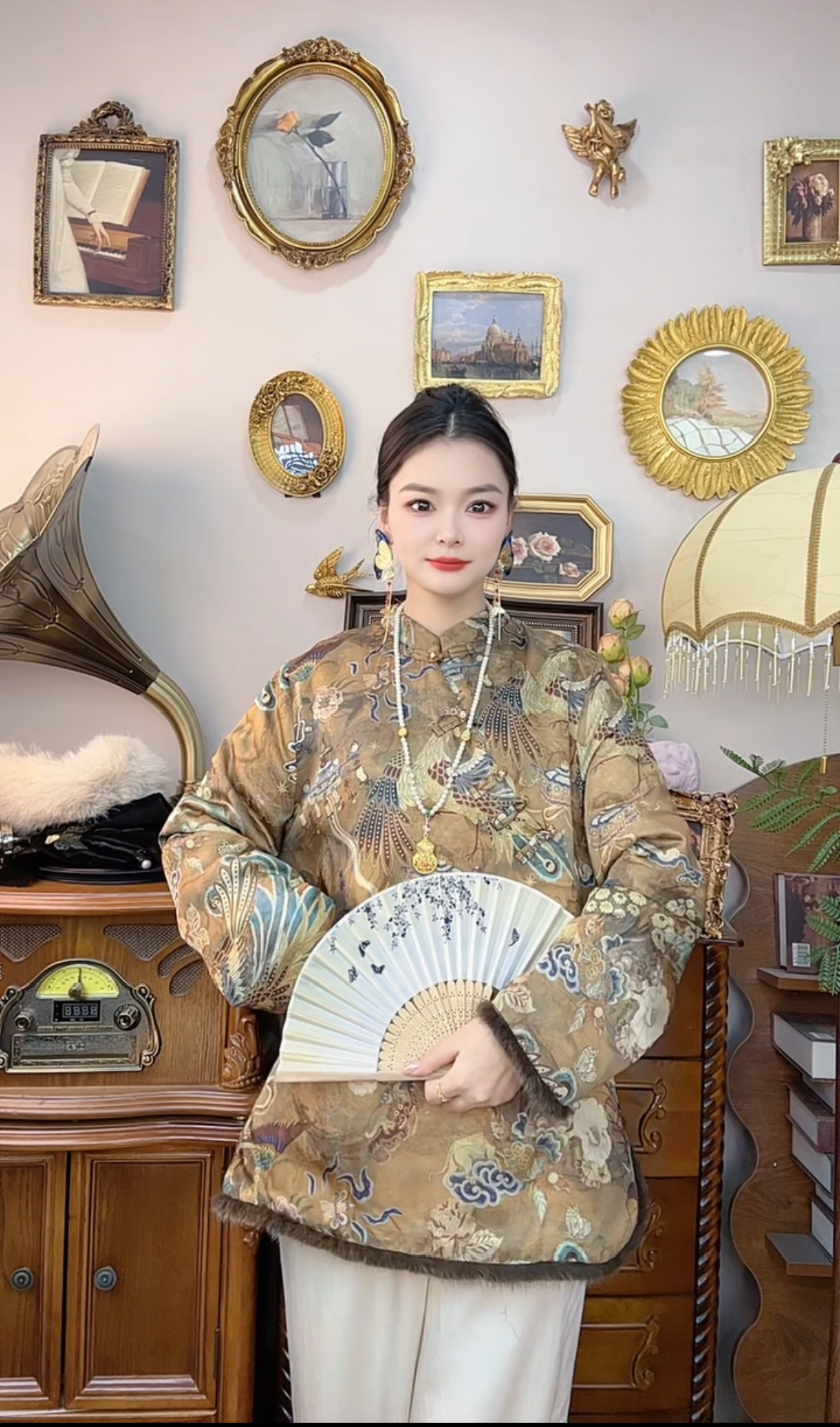 【819】新中式高级感时尚国风唐装2025冬季新款复古外套潮