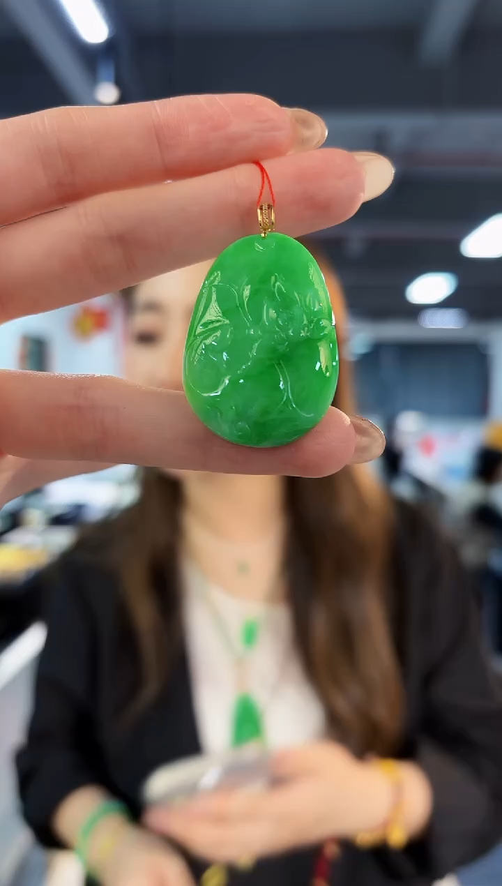 【闪购商品】翡翠吊坠(不含链)18K金镶嵌缅料A货/支持复检/一件
