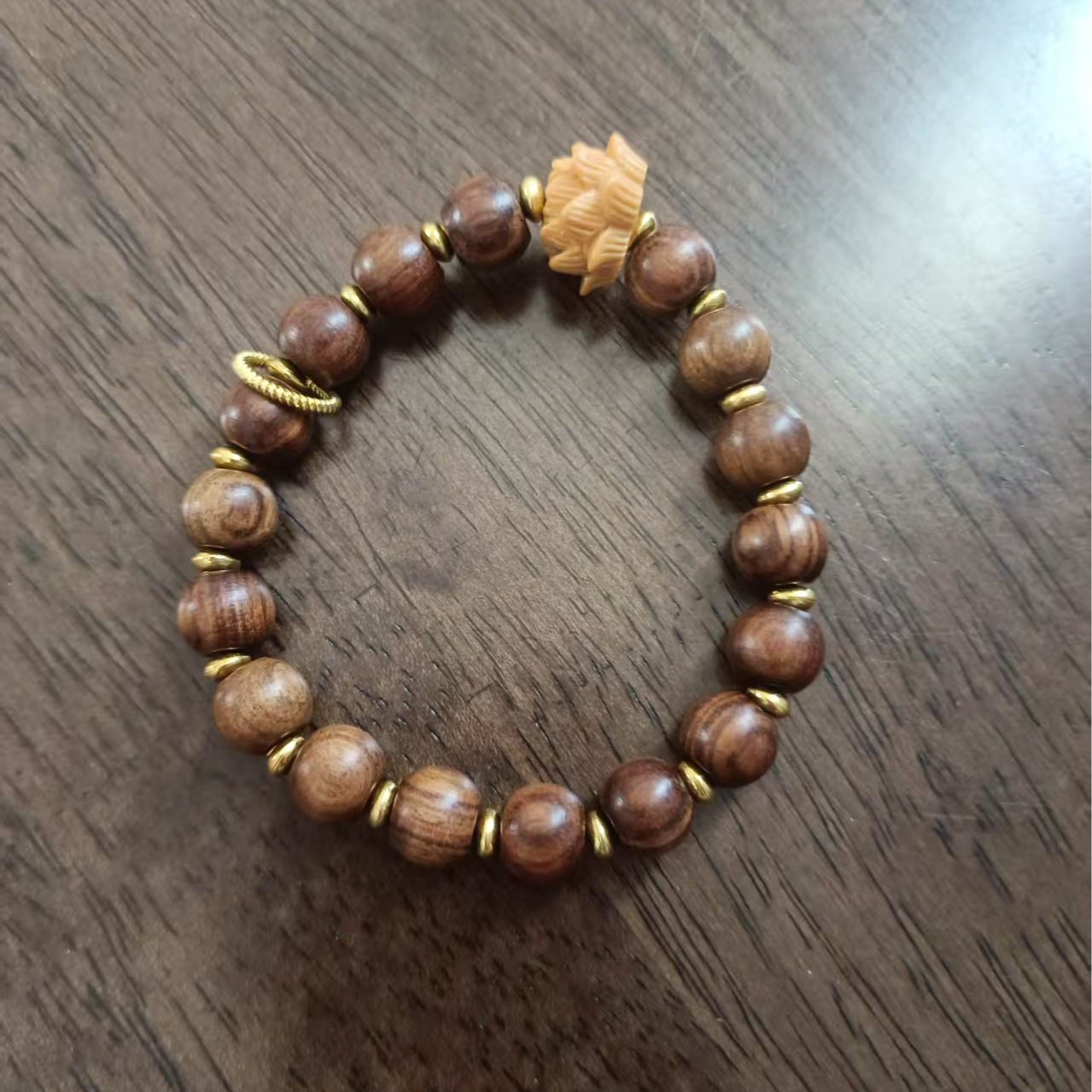 K057花梨带莲花手串(无礼盒)