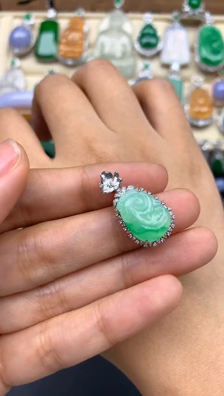 翡翠18K金镶嵌颈饰245-春日珠宝