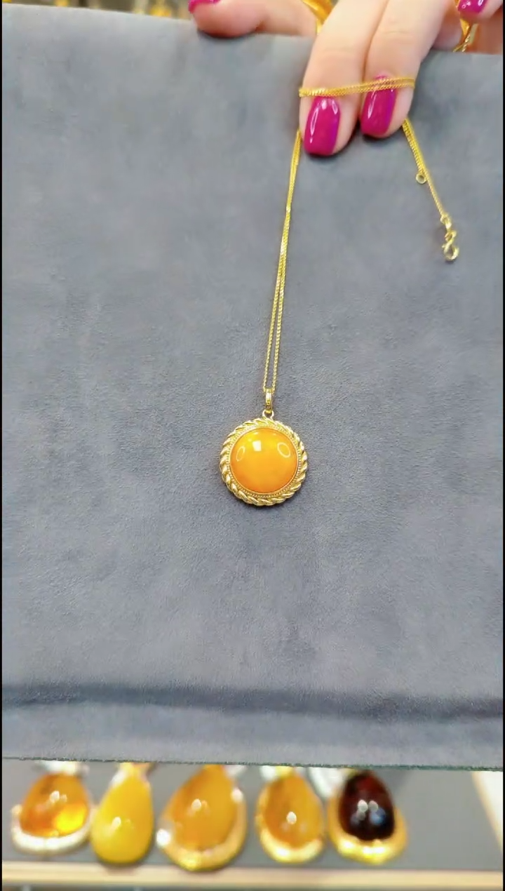 【闪购商品】蜜蜡吊坠(赠链)银S925镀金镶嵌B014蜜蜡吊坠