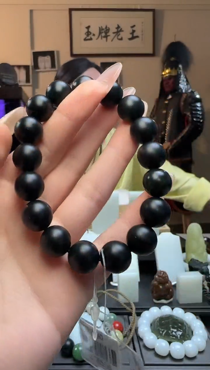 【闪购商品】和田玉圆珠卡12未镶嵌手串