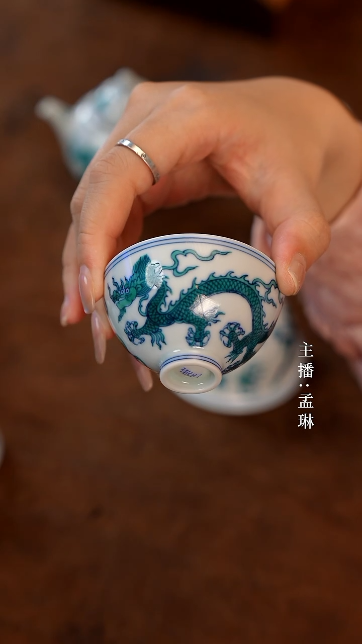 手工瓷器，每只不同