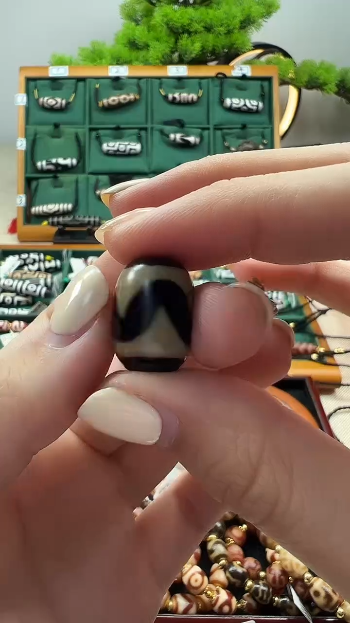 玛瑙/玉髓（覆膜）颈饰未镶嵌16（微瑕随机发货）