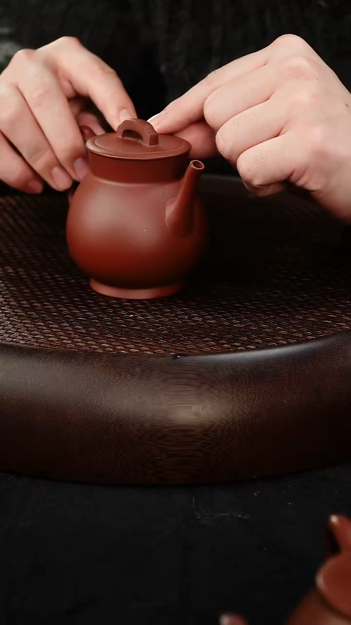 茶壶紫砂龙凤呈祥 底槽清
