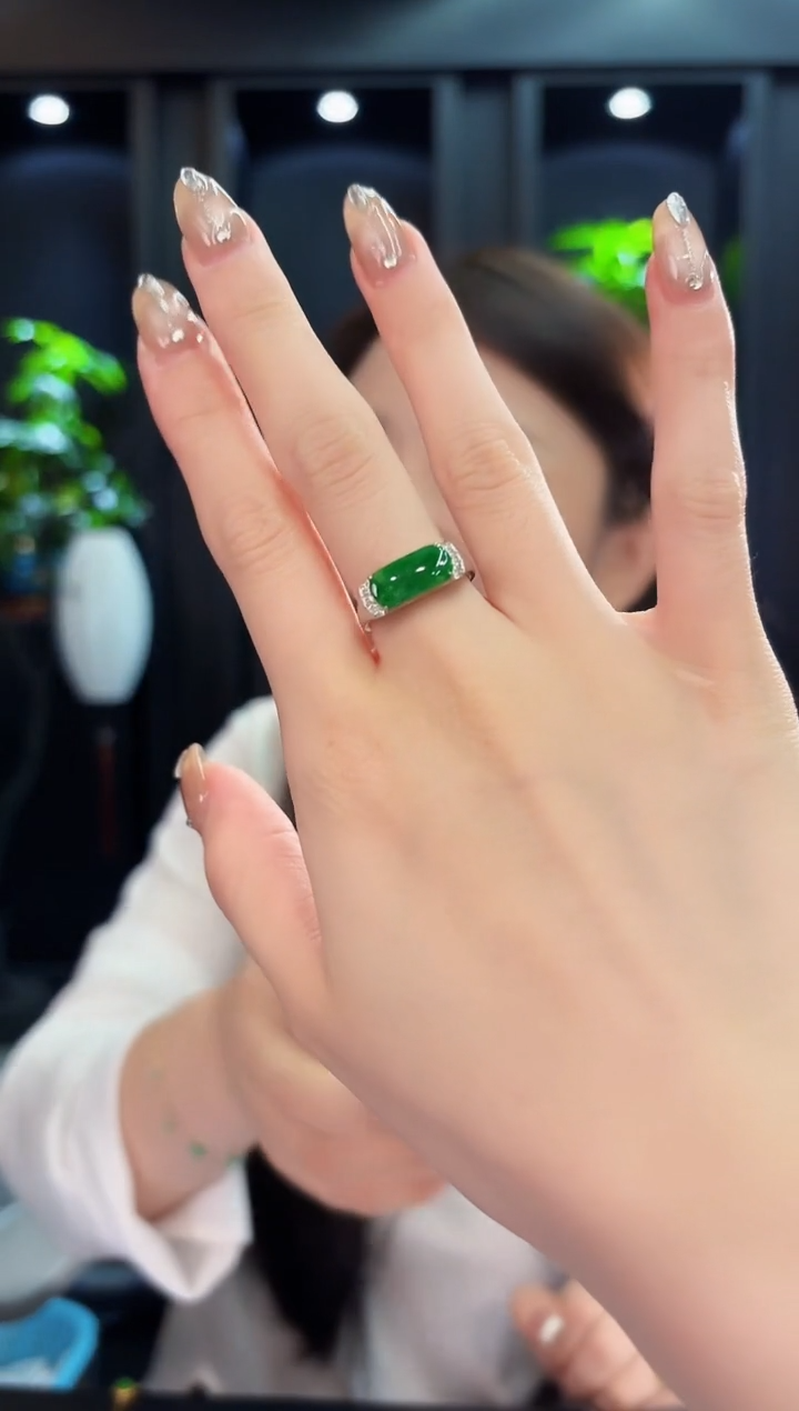 翡翠戒指18K金镶嵌 缅料A货/支持复检/一件