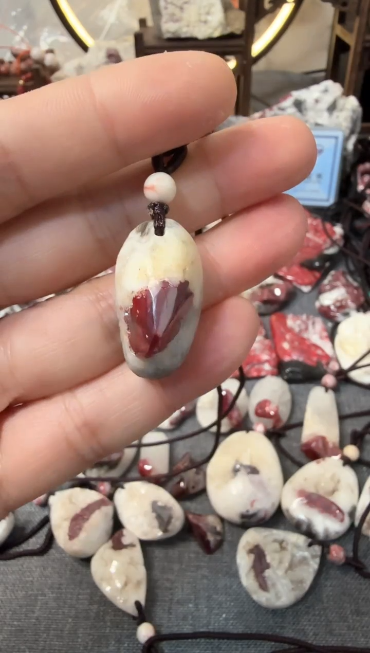 【闪购商品】天然辰砂大晶砂随行吊坠1