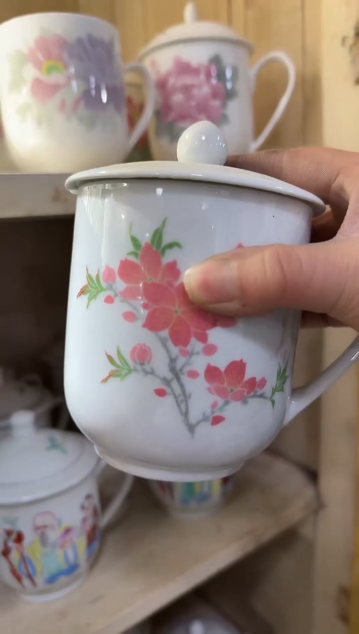 【闪购商品】摆件碗/盘/杯/摆件300毫升釉下