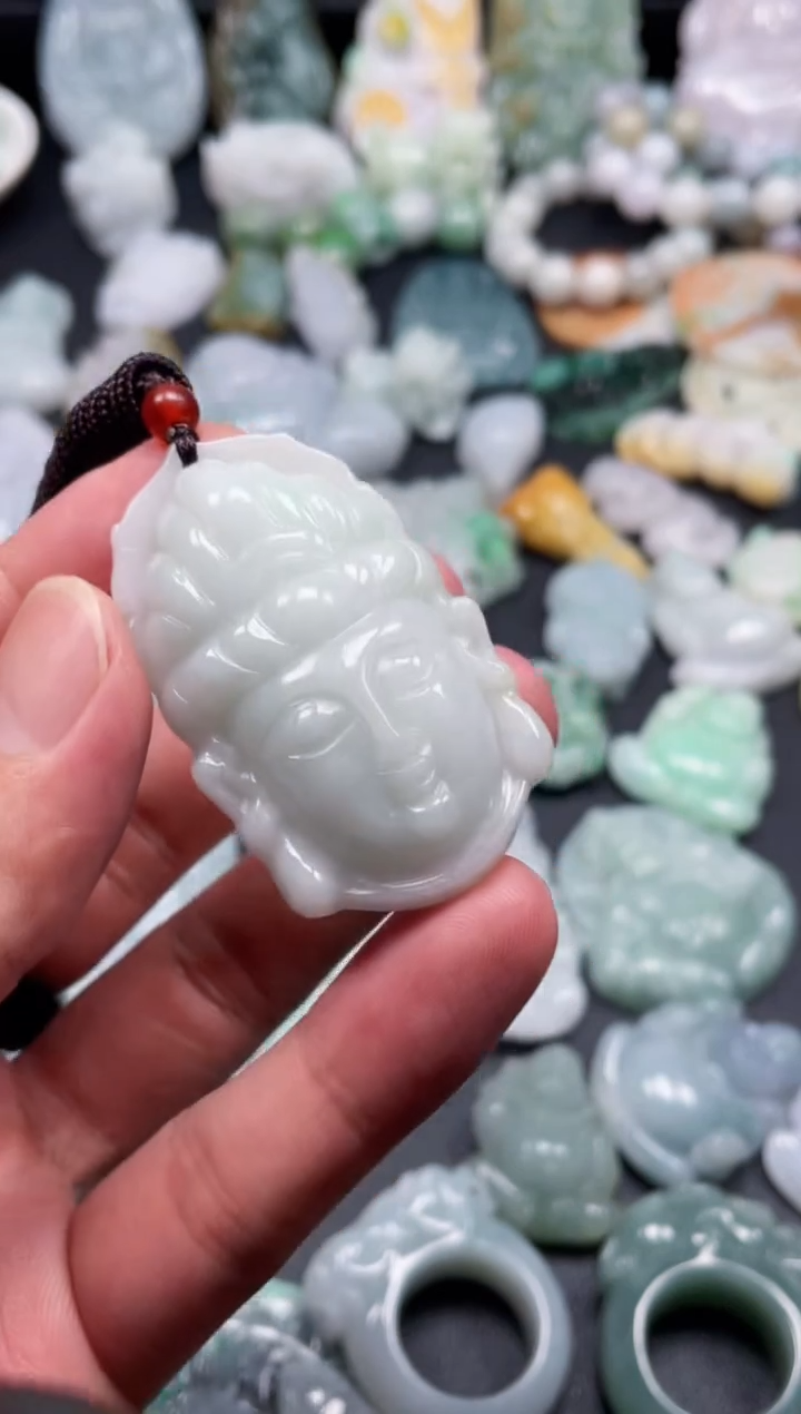 翡翠未镶嵌颈饰天然翡翠a货