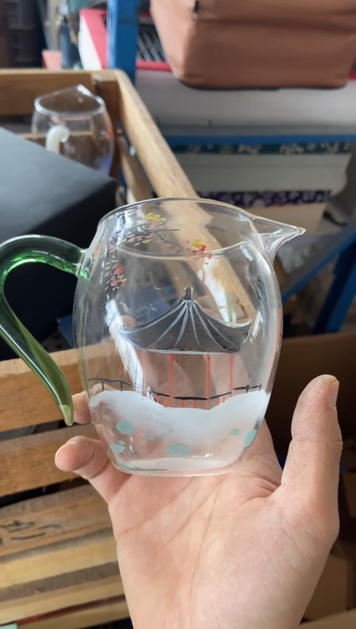 杯无运费险有瑕疵的摄影的产品有使用过的痕迹有点脏介意勿拍