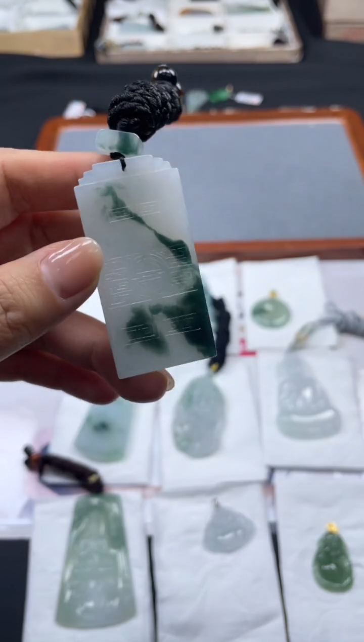 【闪购商品】定制翡翠未镶嵌02-22HDJT0141537