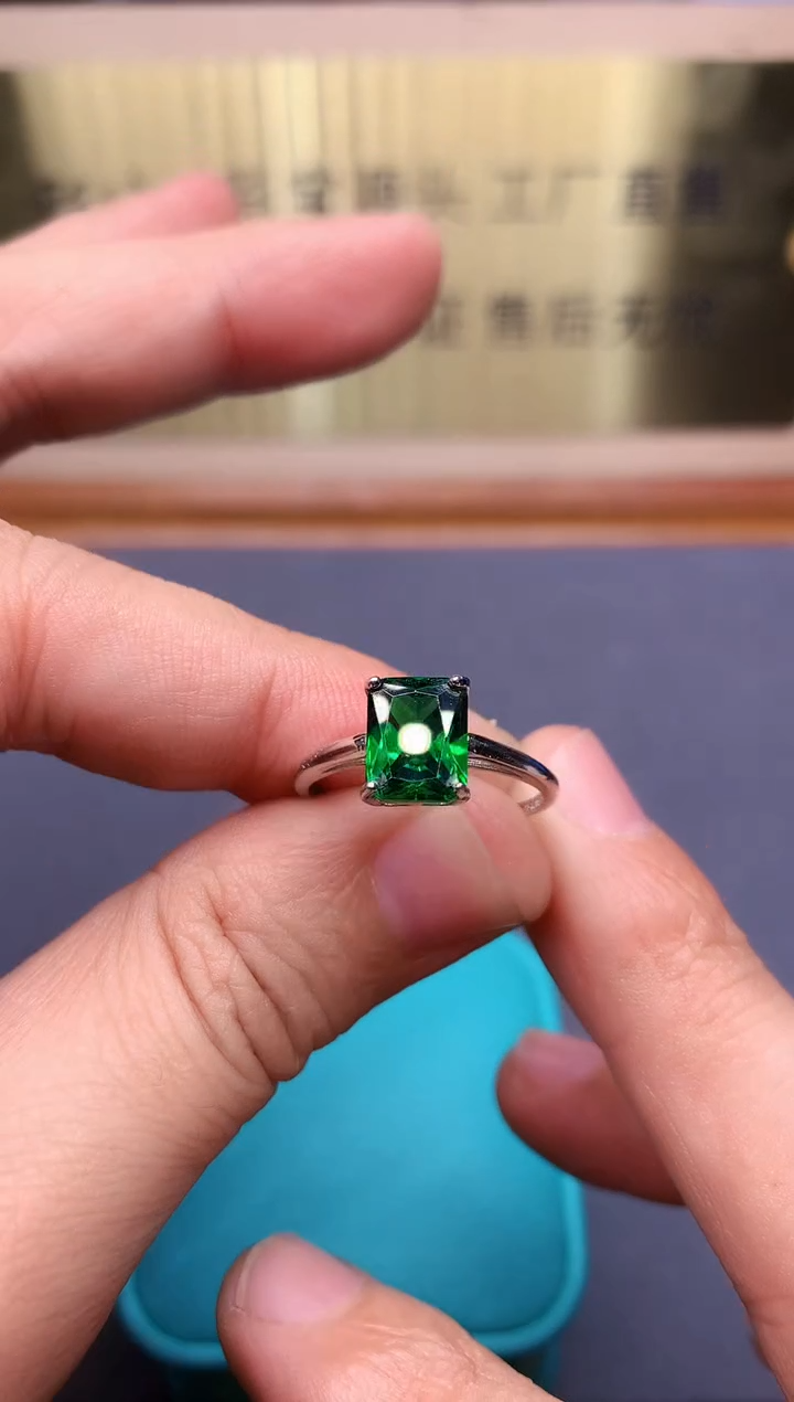 【闪购商品】透辉石戒指银S925镶嵌.........