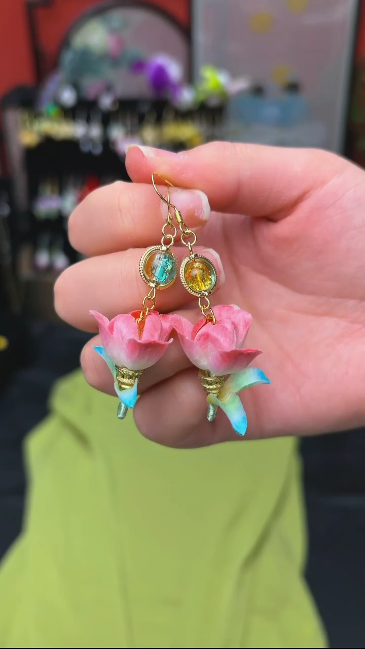 刺绣蓝***花非遗手工绒花饰品