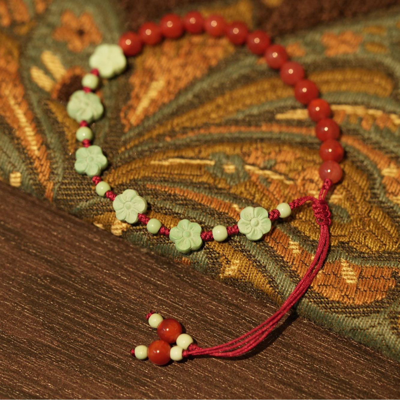 绿松石南红花朵手工编织手绳