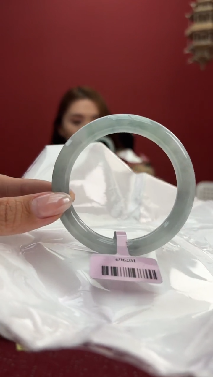 【闪购商品】翡翠手镯（圆镯）未镶嵌1手镯