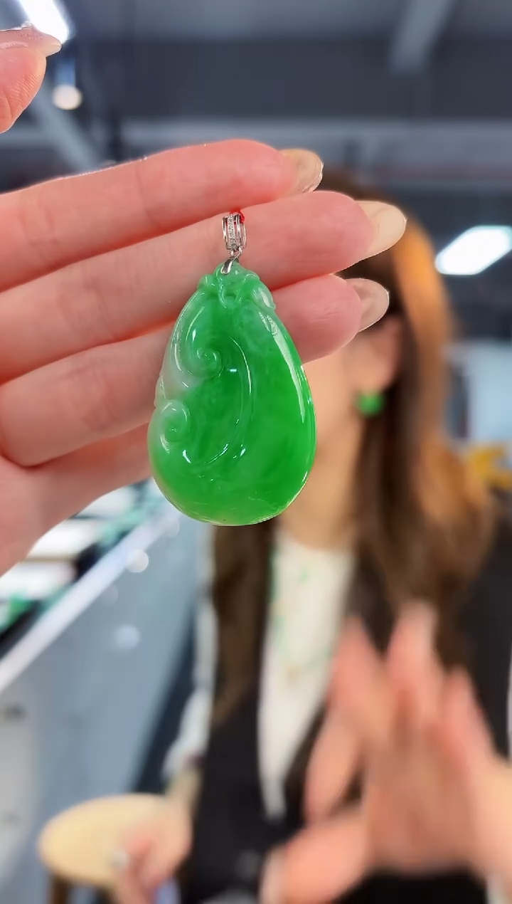 【闪购商品】翡翠颈饰18K金镶嵌缅料A货/支持复检/一件