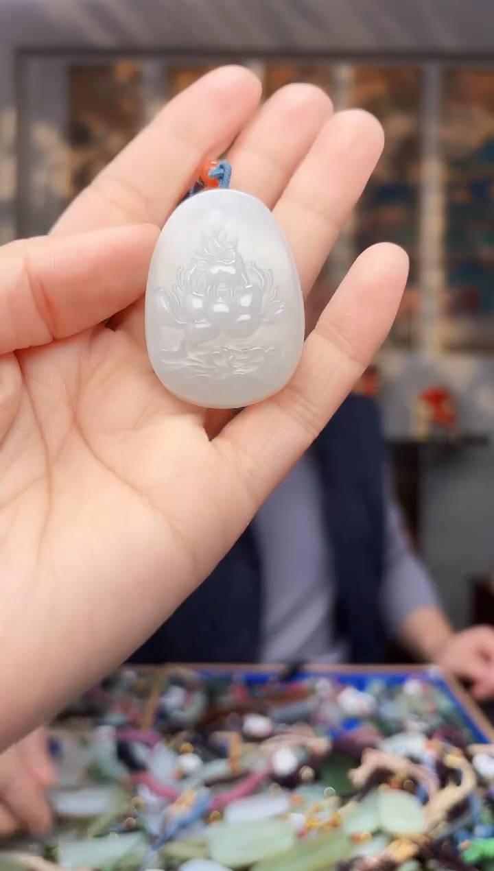 【闪购商品】和田玉挂件未镶嵌拍一发一